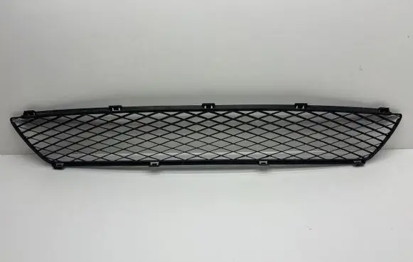 Mazda 6 Front bumper lower grill GJ6A501T1