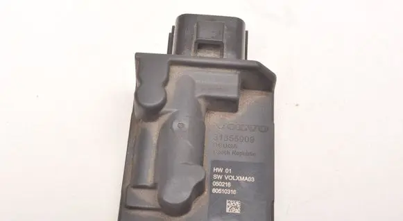 Volvo XC90 Fuel pump relay 31355909