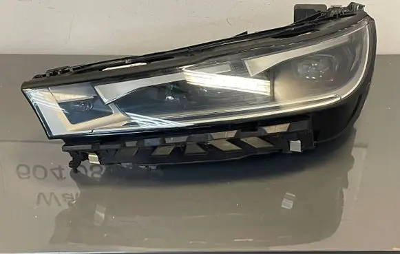 BMW iX Headlight/headlamp 07032023 5A3CEA505 20SSB824