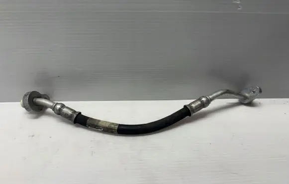 Land Rover Discovery Sport Air conditioning (A/C) pipe/hose 