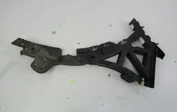 Chevrolet Meriva Rear bumper mounting bracket J9D317B930A