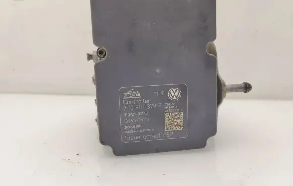 Volkswagen Transporter - Caravelle T5 ABS Pump 7E0907379F 10092903173 10061935101