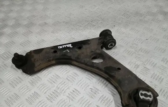 Fiat Qubo Front lower control arm/wishbone