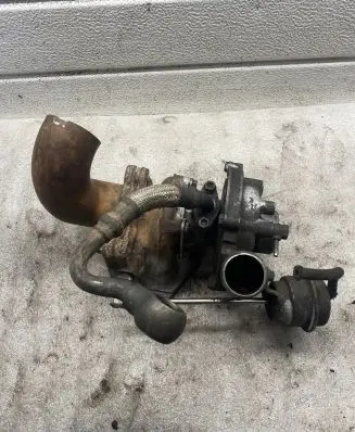 Volkswagen Golf IV Turbo 038145701D