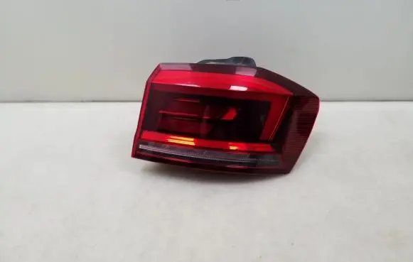 Volkswagen Golf VII Rear/tail lights 510945096T