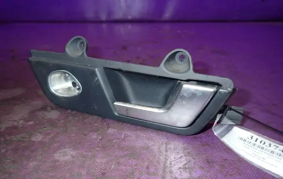 Audi A4 S4 B7 8E 8H Front door interior handle 8E1837020