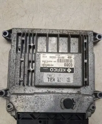 Hyundai i20 (PB PBT) Engine control unit/module 9001040380KD 9001040380K 3911003256