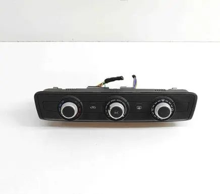 Audi Q2 - Interior fan control switch 83A820047D
