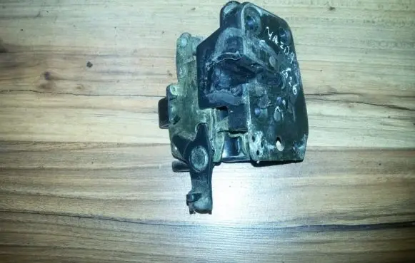 Mazda 626 Rear door lock