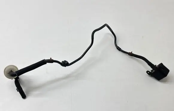 Porsche Cayenne (9Y0 9Y3) Pneumatic air compressor intake pipe/hose 4M0616091G