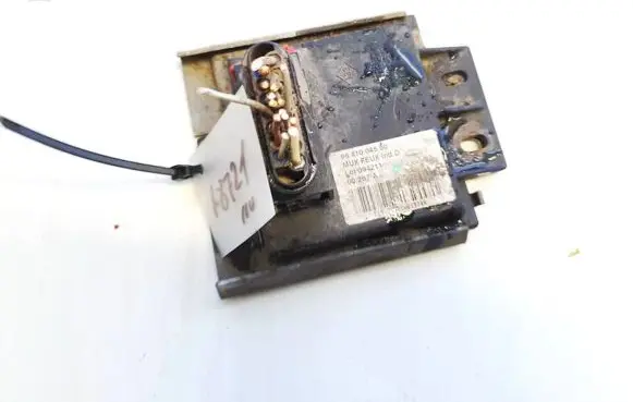 Peugeot 607 Ignition amplifier control unit 9641004580