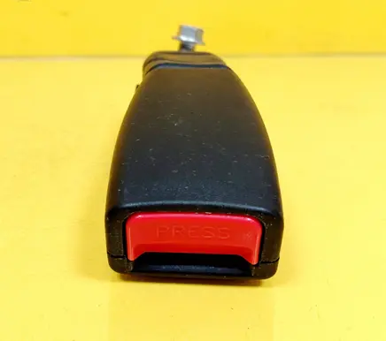 Hyundai Getz Rear seatbelt buckle 