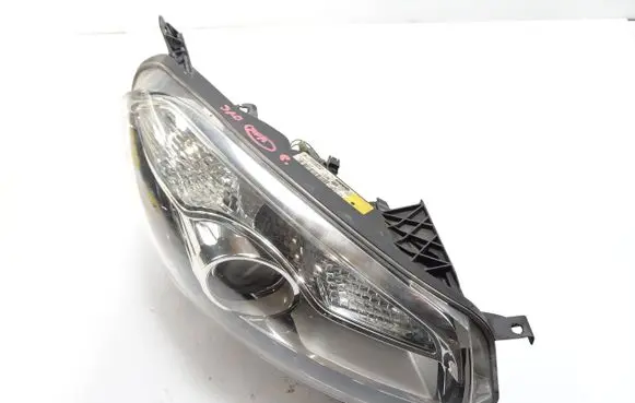 Nissan Qashqai+2 Headlight/headlamp qewv