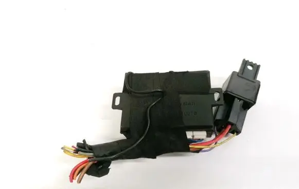Audi 100 S4 C4 Alarm control unit/module 