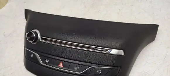 Multifunctional control switch/knob