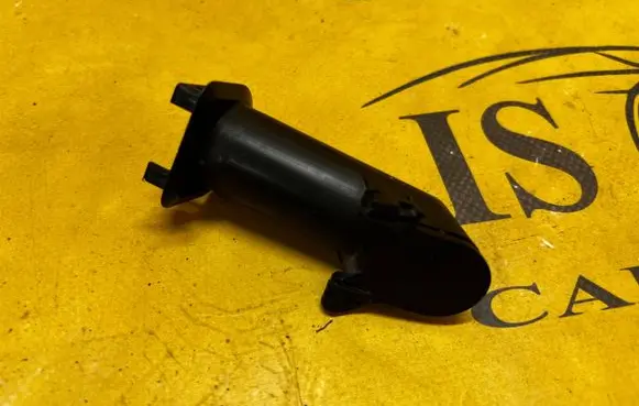 Ford Fusion II Wiper trim EG93-F022B52-AB EG93F022B52AB