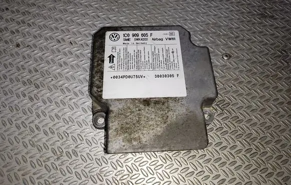 Volkswagen Golf IV Airbag control unit/module 1C0909605F