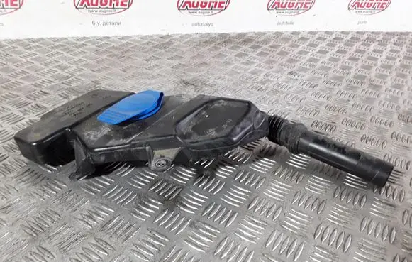 Audi A6 S6 C7 4G Window washer liquid tank fill tube 4G1955462