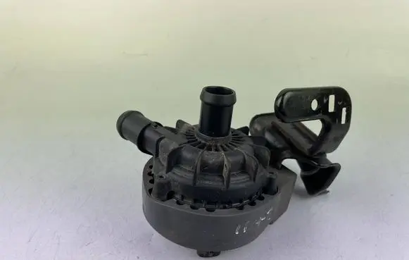 Volkswagen ID.4 Electric auxiliary coolant/water pump 1EA965567