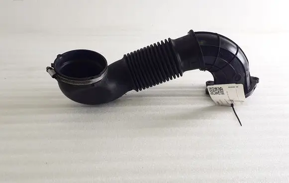 Land Rover Evoque I Turbo air intake inlet pipe/hose GJ329F876AB