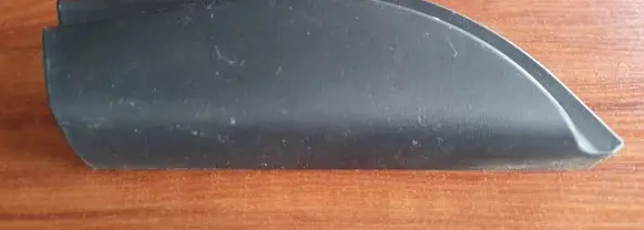 Mazda 2 Front door glass trim molding D651