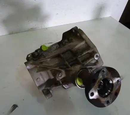 Nissan Juke I F15 Gearbox transfer box case 