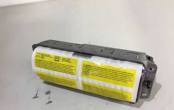 Audi A3 S3 8P Passenger airbag 8P0880202