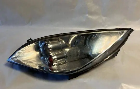 Mitsubishi Colt Headlight/headlamp