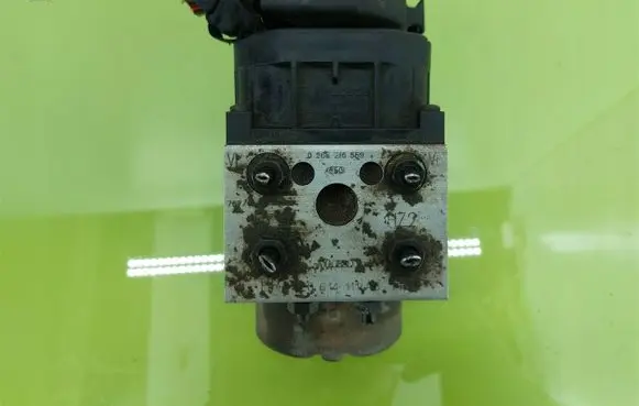 Audi A4 S4 B5 8D ABS Pump 0265216559