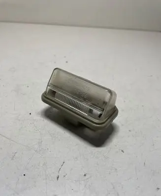 Toyota Avensis T250 Number plate light E1001479