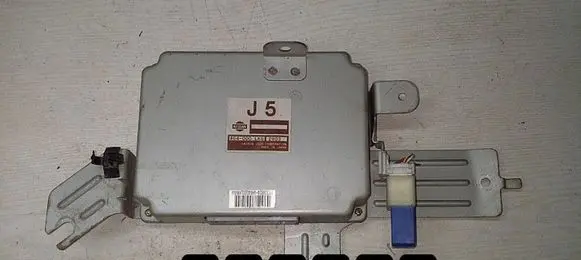 Infiniti G35 Engine control unit/module LK6