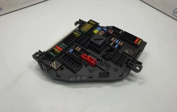 BMW X3 F25 Fuse module 9259469 61149259469