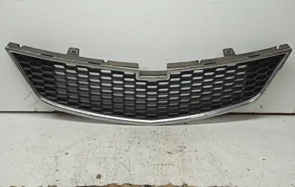 Chevrolet Spark Front bumper upper radiator grill 96686986