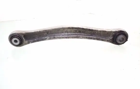 Rear control arm