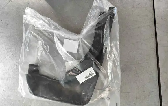 Volvo V70 Rear mudguard 30744140