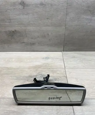 Rear view mirror (interior)