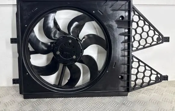 Electric radiator cooling fan