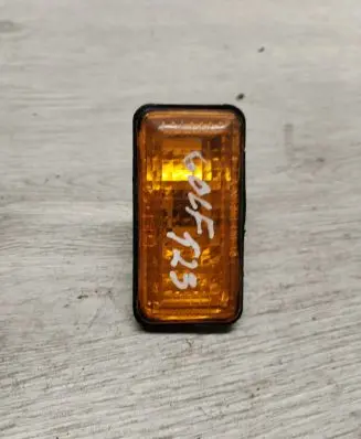 Volkswagen Golf III Front fender indicator light 1H0949111