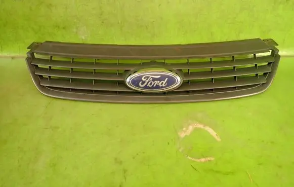 Ford C-MAX I Front bumper upper radiator grill 7M51R8138A