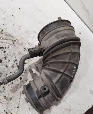 Honda CR-V Air intake hose/pipe