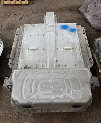BMW iX1 Hybrid / electric car battery 8873976 61258873976 8842849