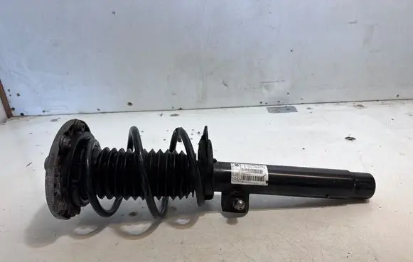 BMW 4 F36 Gran coupe Front shock absorber with coil spring 6883327 19B159CD0100