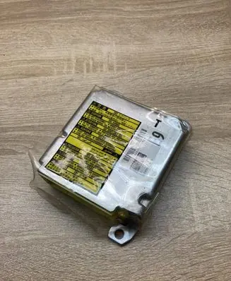 Toyota Prius (XW20) Airbag control unit/module 8917047390