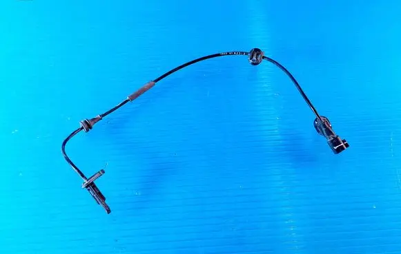Tesla Model 3 ABS rear brake sensor 104477100D