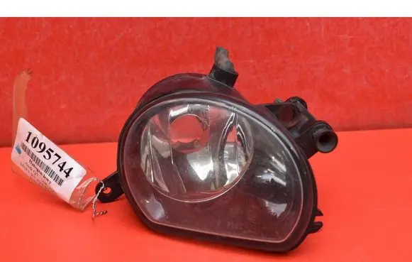 Audi Q7 4L Front fog light 17350901