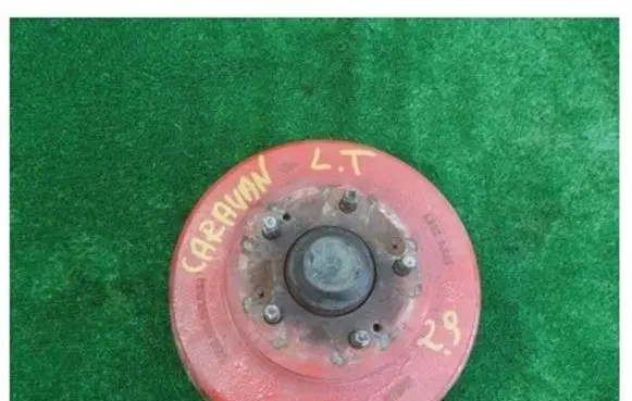 KIA Carnival Rear wheel hub