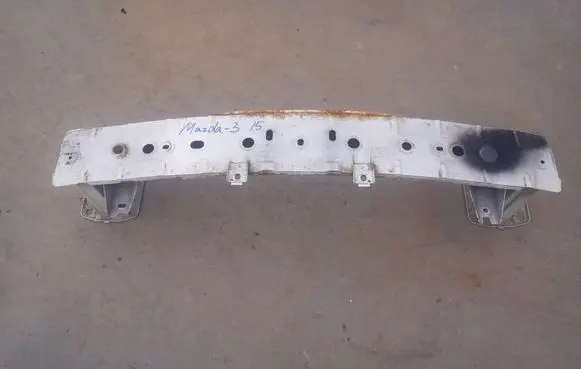Mazda 3 II Front bumper cross member