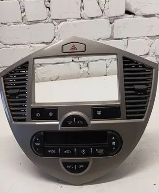 KIA Carens I Climate control unit 0K2FB61190 C0TTR0L0ATC S414100136