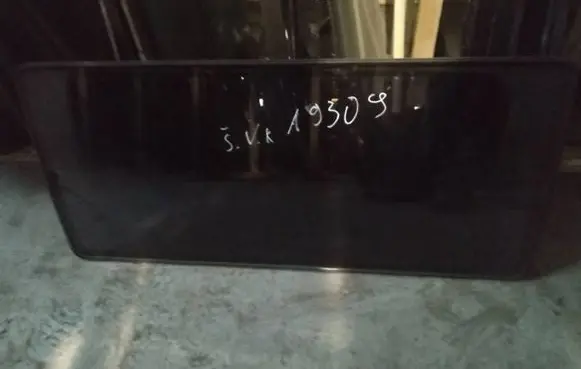 Volkswagen Transporter - Caravelle T4 Rear side window