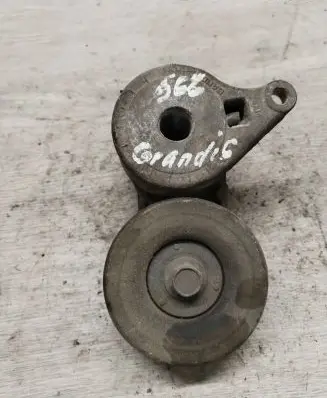 Mitsubishi Grandis Generator/alternator belt tensioner